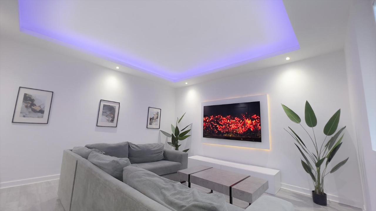 Stunning Luxury Apartment Near Motherwell Wishaw  Ngoại thất bức ảnh