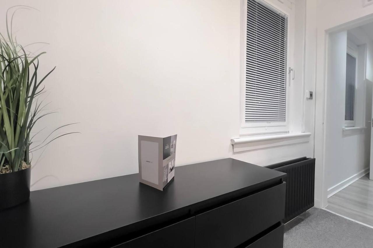 Stunning Luxury Apartment Near Motherwell Wishaw  Ngoại thất bức ảnh